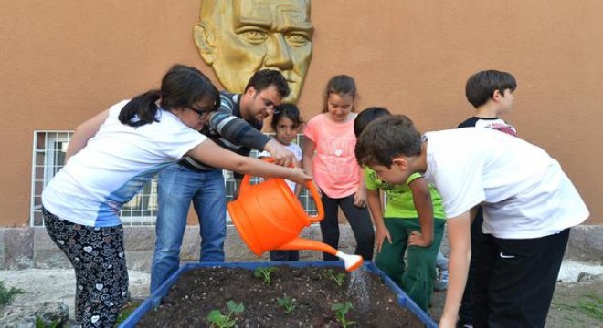 ‘Domatesin süpermarketten çıktığını düşünen çocuklar var'