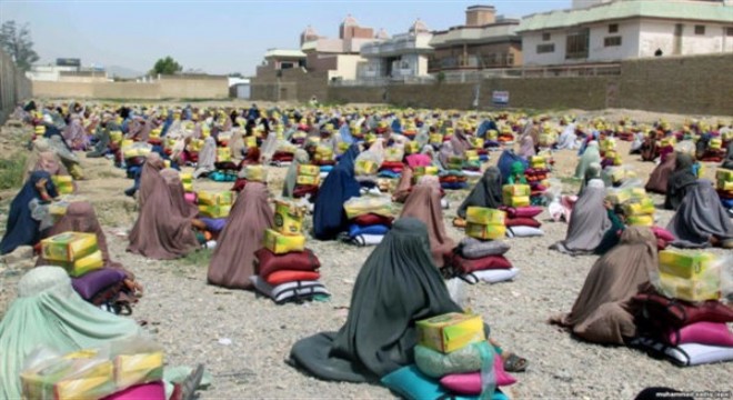 Gıda sıkıntısı çeken Afganistan'ın yardımına Çin koştu