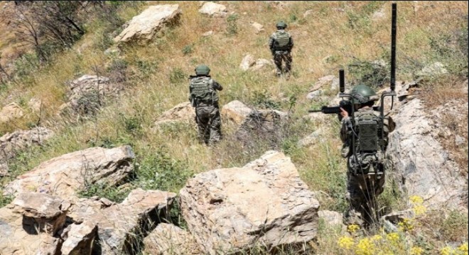 Hakurk'ta terör örgütüne ait çok sayıda mühimmat ele geçirildi