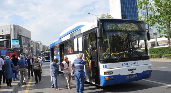 Hız yapan EGO şoförünü validatör uyarıyor