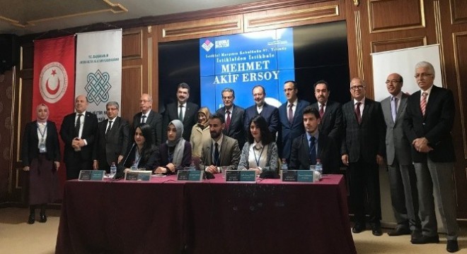 “İstiklalden İstikbale Mehmet Akif Ersoy” paneli