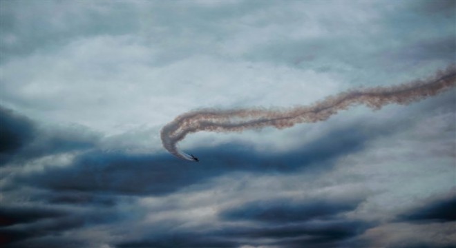 KC-135R tanker uçağı, NATO'ya ait uçağa yakıt ikmali yaptı