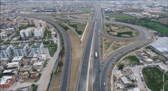 Karaismailoğlu: İstanbul-İzmir Otoyolu hem hayatı hem ekonomiyi canlandırdı