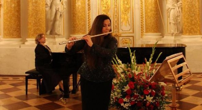 Kraliyet Sarayı'nda konser verdi