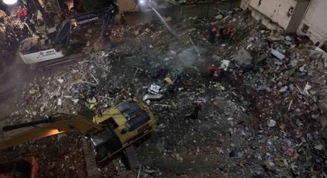 Maltepe'deki bina çökmesinde can kaybı 5'e yükseldi