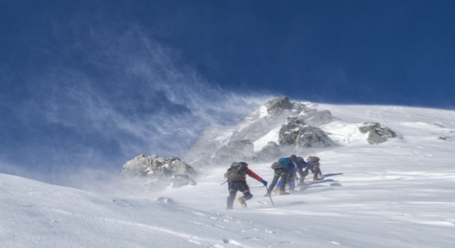Meteoroloji'den kuvvetli rüzgar ve çığ uyarısı