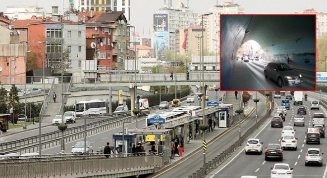 Metrobüs durağında korkunç saldırı.. Tecavüz etmeye kalktı!