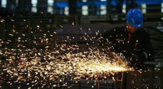 Nisan'da Hizmet Üretimi Yıllık Artış Gösterdi