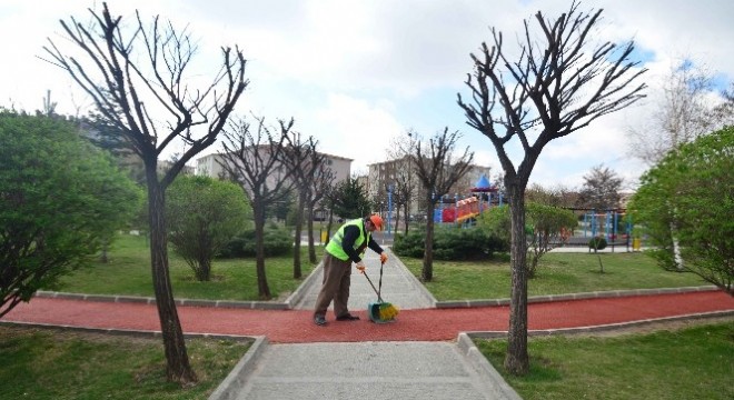 Pursaklar'ın parklarına bahar bakımı