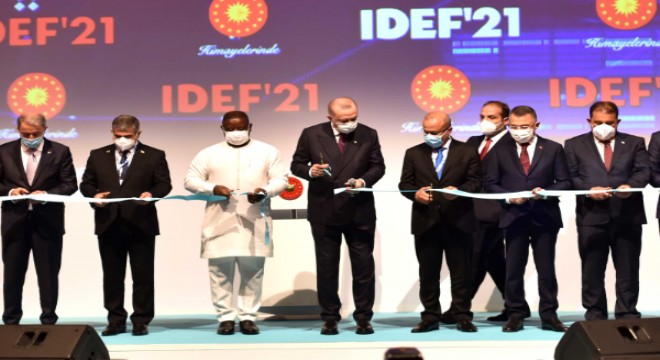 Savunma sanayinin büyük buluşması IDEF'21 yine büyük başarılara imza attı