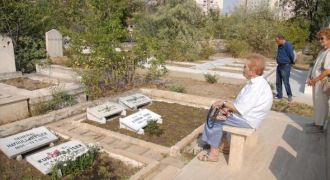 ‘Sıfırcı Hoca'  kabri başında anıldı