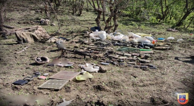 Şırnak'taki operasyonda silah ve mühimmat ele geçirildi