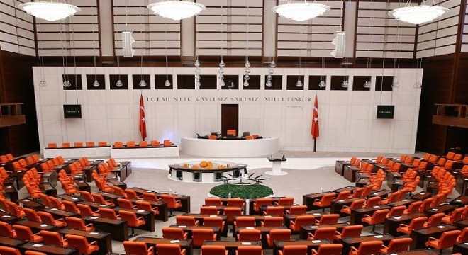 TBMM'nin çalışma süresi uzatıldı