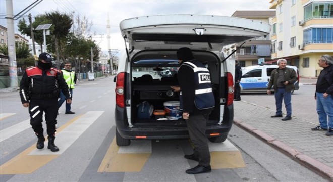 Trafik uygulamasında 3 bin 463 araca cezai işlem uygulandı