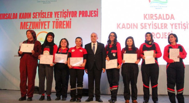 Türkiye'nin ilk lisanslı kadın seyisleri