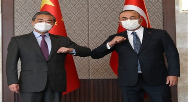 Wang Yi'den Çavuşoğlu'na geçmiş olsun mesajı