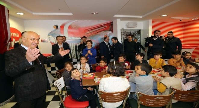 Yenimahalle'de dünya çocukları buluştu