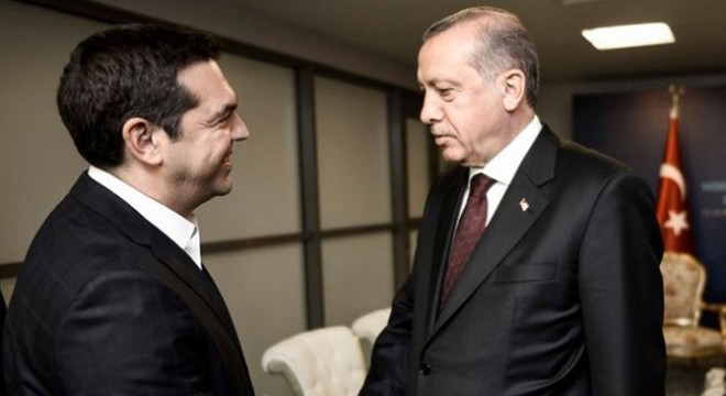 Yunan gazeteci Kostas Zahariadi: Avrupa Türkiye'nin esiridir!!
