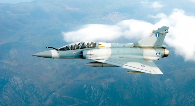 Yunanlar, İskiri Adası'na düşen uçağı Türkiye'nin düşürdüğünü iddia etti