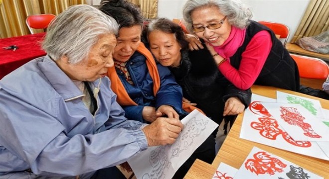 Çin'de ortalama yaşam süresi 35'den 77'ye çıktı