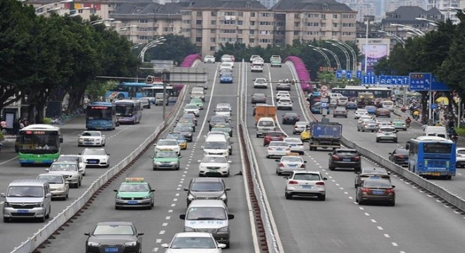 Çin'de trafikteki motorlu araç sayısı 400 milyonu aştı