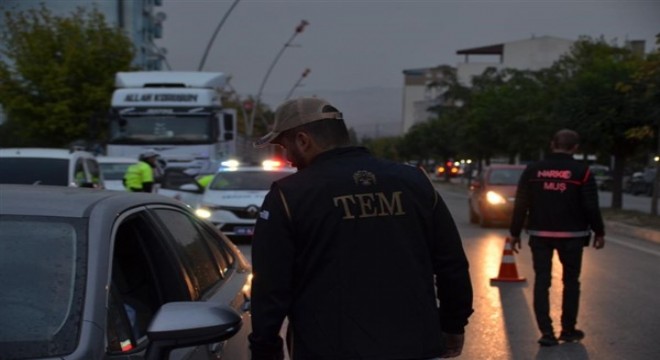 Ülke genelinde 'Huzurlu Sokaklar ve Terör Suçları Uygulaması' yapıldı