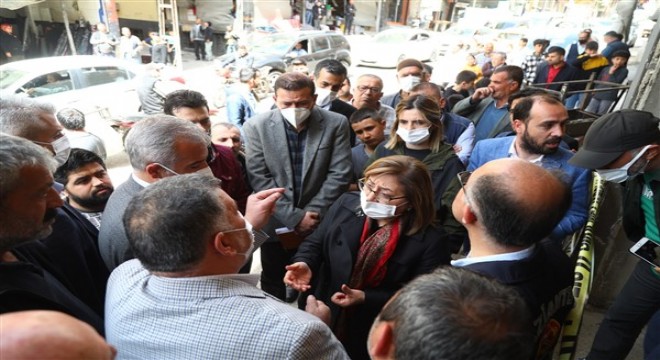 Şahin, patlama yaşanan Mevlana Mahallesi'ni ziyaret etti