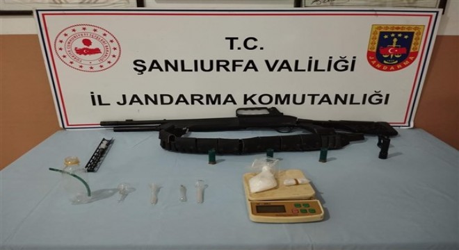 Şanlıurfa'da Uyuma uygulamasına gelen ihbarla 2 kişi yakalandı